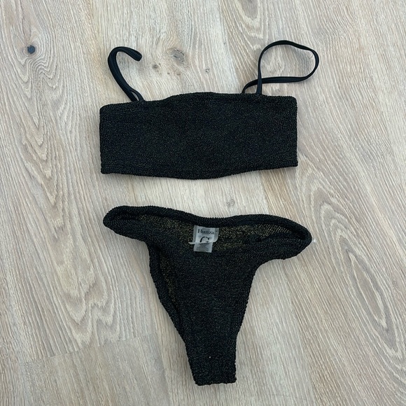 HUNZA G BLACK AND GOLD SHIMMER BIKINI - Picture 1 of 1